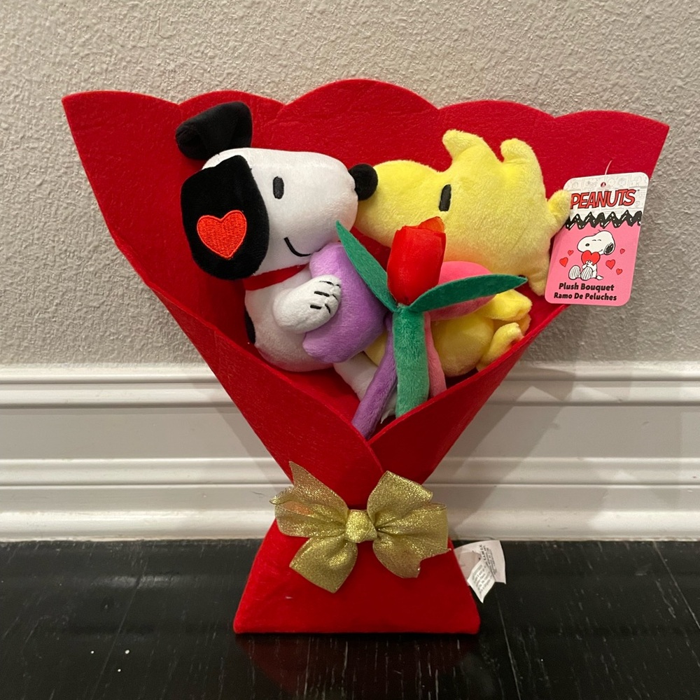 Ruz Snoopy & Woodstock
Plush Bouquet